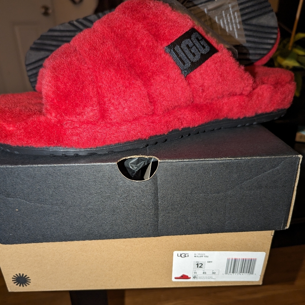 UGG M FLUFF YOU SZ 12 RED